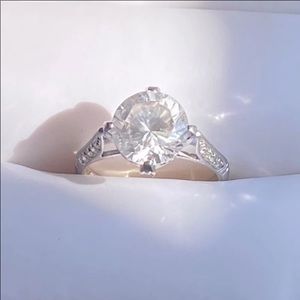 Gorgeous 14k Gold Ring Size 6